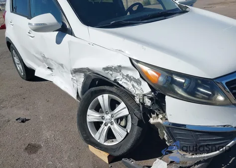 2013 Kia Sportage Lx z USA, uszkodzony, nr VIN KNDPB3A21D7528976